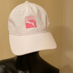 White puma quick dry running hat never worn